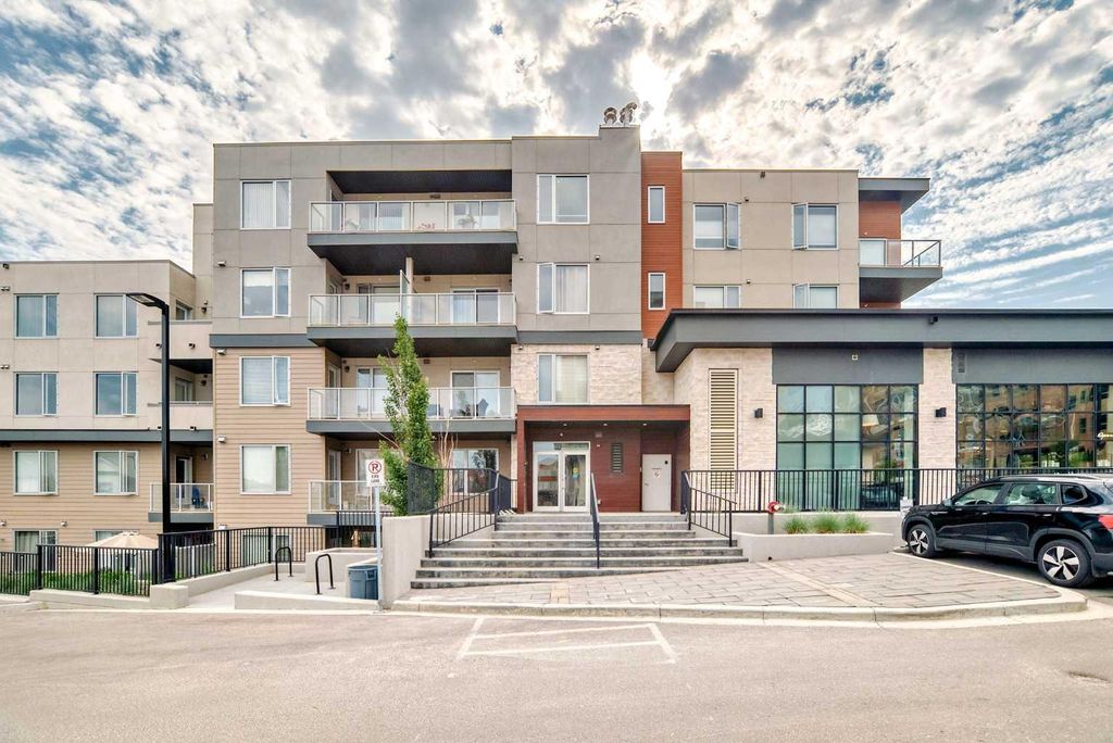 Photo of 30 Shawnee Common SW #209, Calgary, AB T2Y 0T1 (MLS # A2253528)