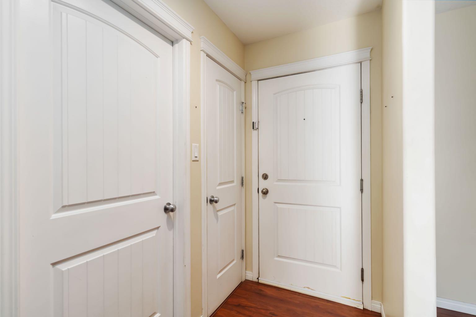 9604 Manning Avenue 412