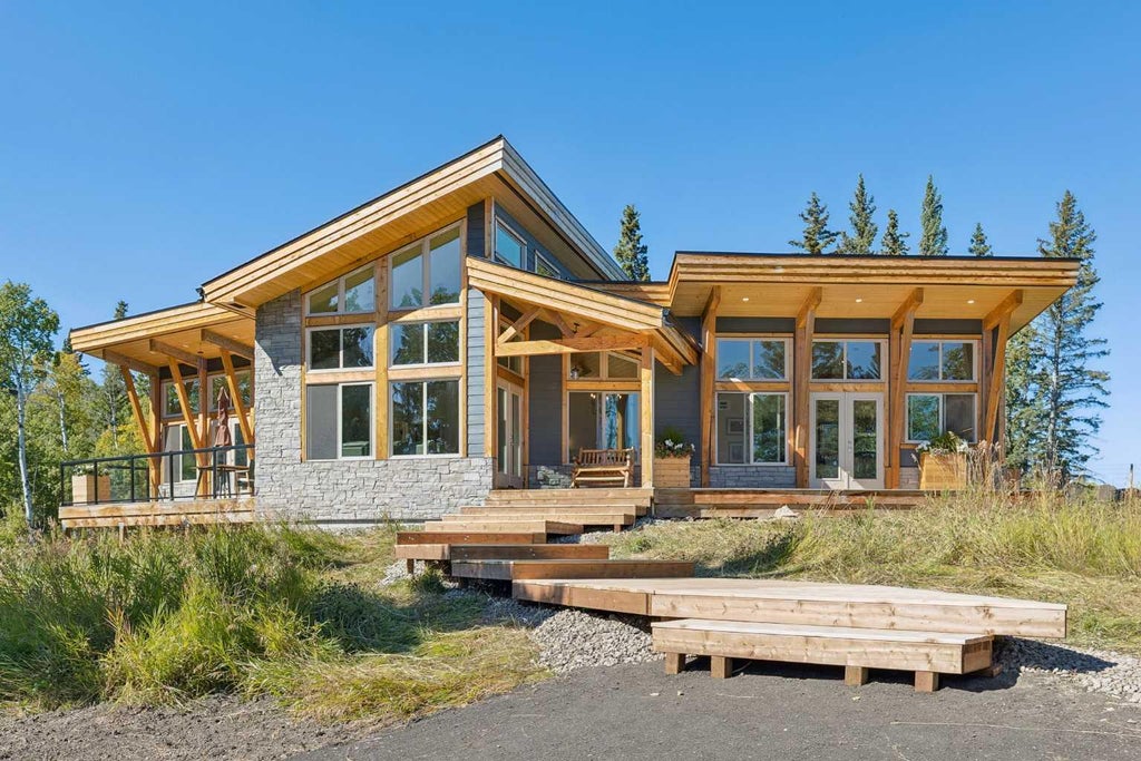 Photo of 26 Chinook Ridge, Rural Foothills County, AB T0L 1K0 (MLS # A2347955)