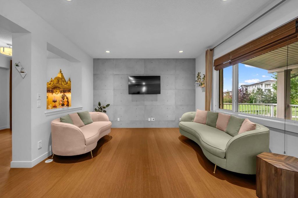 Photo of 233 Cranarch Common SE, Calgary, AB T3M 1M3 (MLS # A2261633)