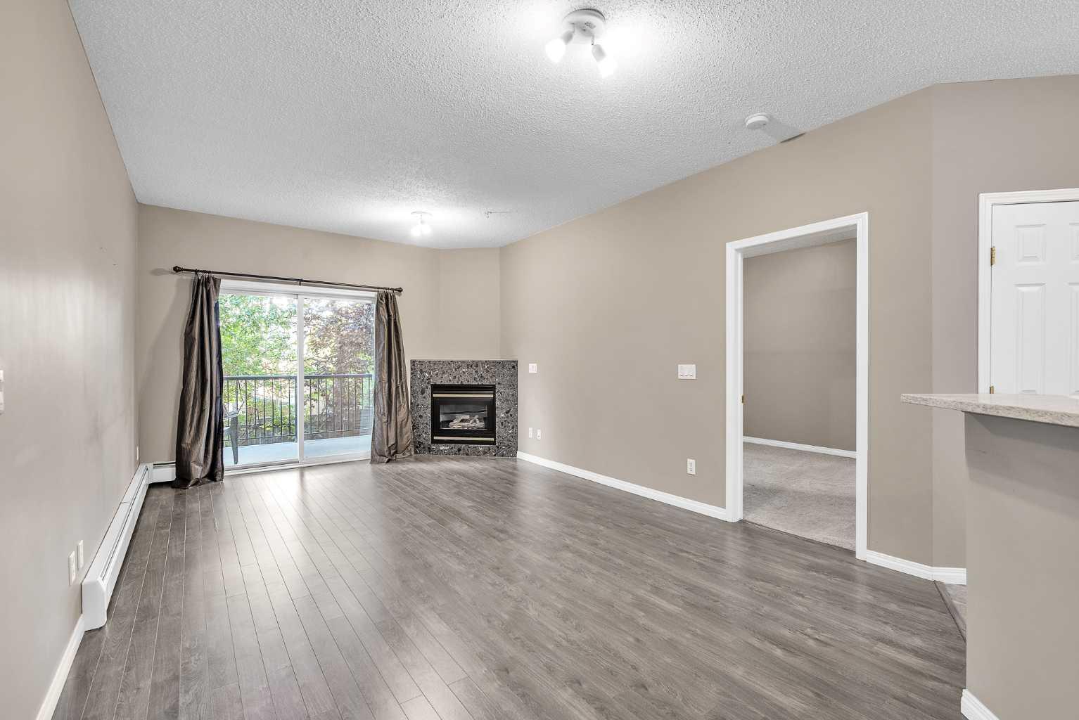 126 14 Avenue SW 208