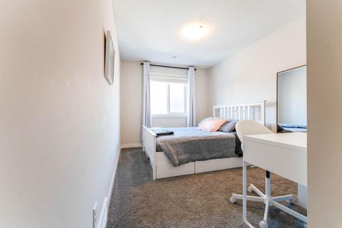 Tiny photo for 5 Sage Bluff Heights NW, Calgary, AB T3R 1W2 (MLS # A2298650)