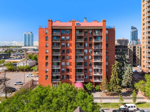Photo of 1334 14 Avenue SW #505, Calgary, AB T3C 0W2 (MLS # A2320744)