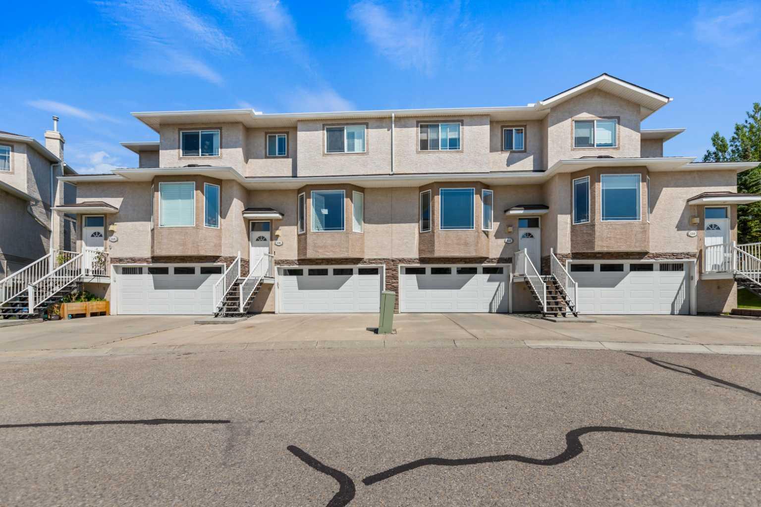 116 Country Hills Gardens NW