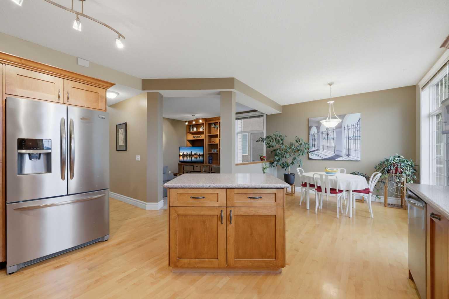 99 Arbour Butte Road NW