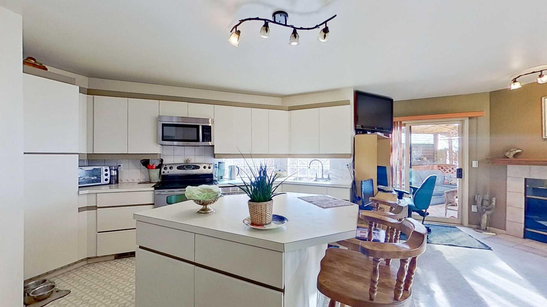 2219 Westmount Road NW