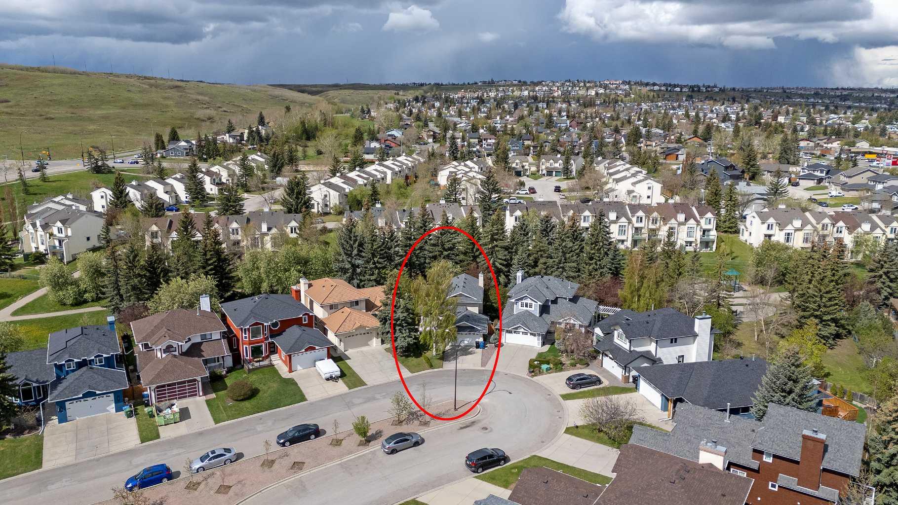 345 Sandringham Court NW
