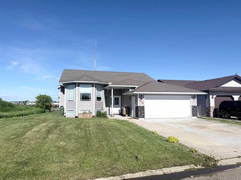 Photo of 9636 100 Avenue, Lac La Biche, AB T0A 2C0 (MLS # A2324362)