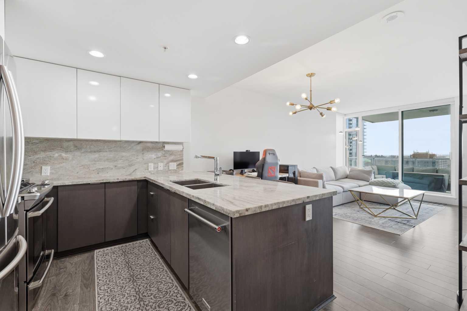 519 Riverfront Avenue SE 1606