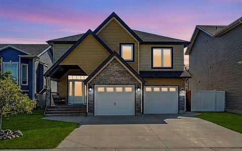 Photo of 10553 113 Street, Grande Prairie, AB T8V 3Z3 (MLS # A2330541)