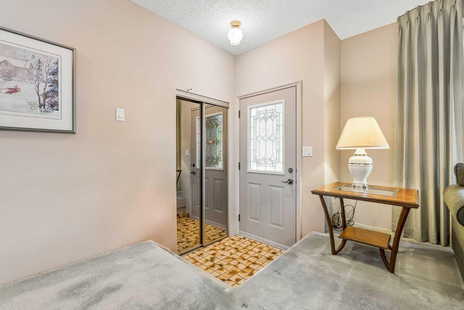 3131 Oakwood Drive SW
