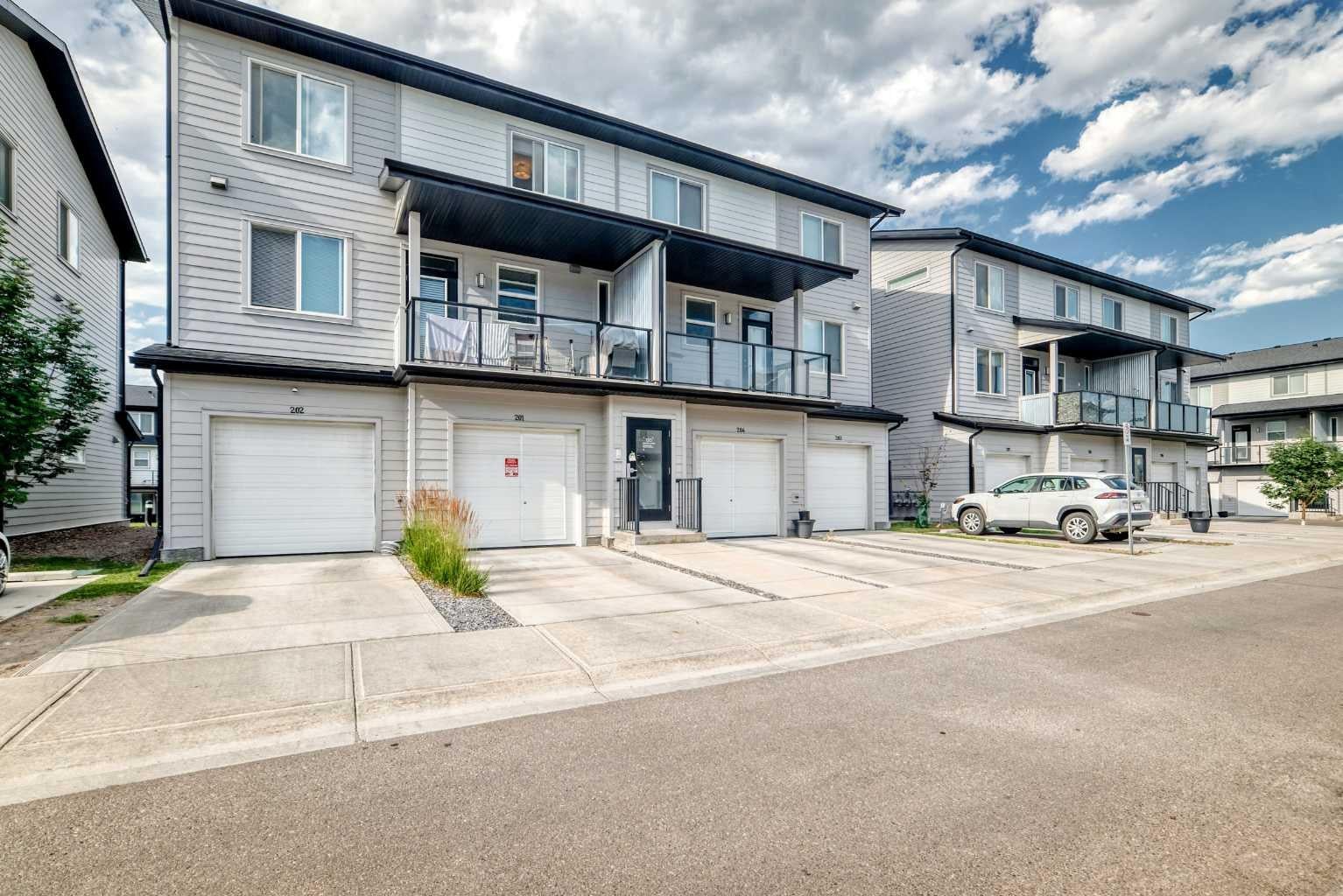 120 Redstone Walk NE 203