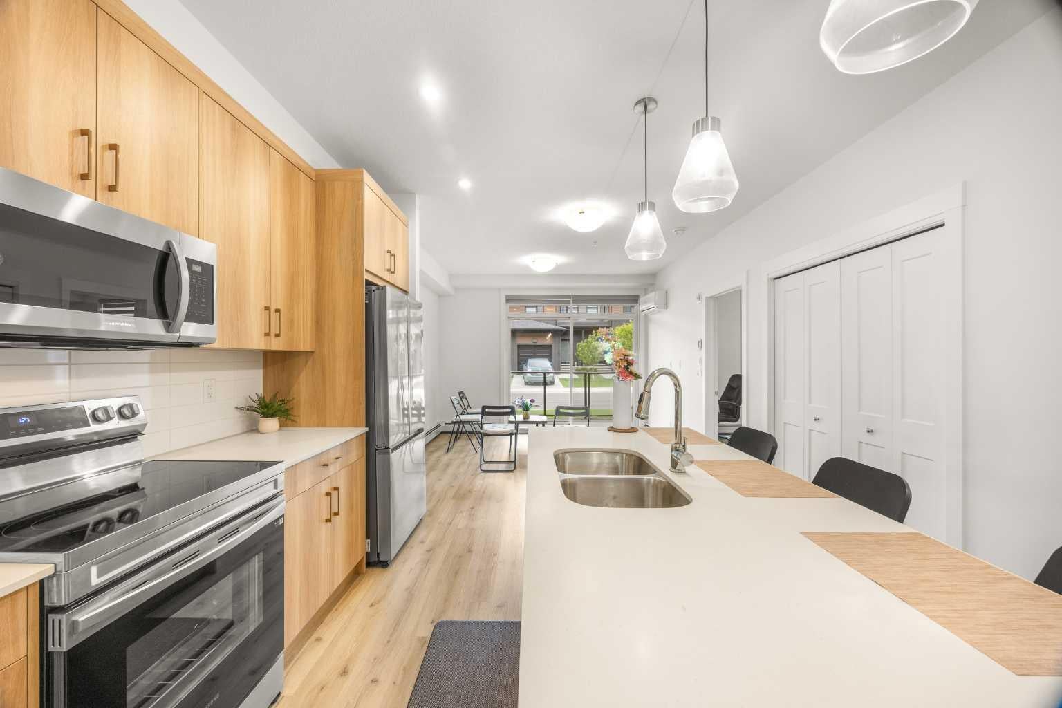 55 Lucas Way NW 2104