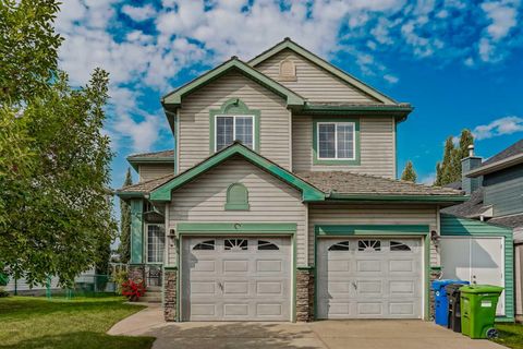 375 Douglas Glen Gardens SE Calgary AB T2Z 3T1