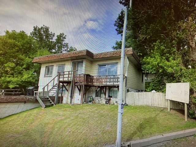 411 Edmonton Trail NE