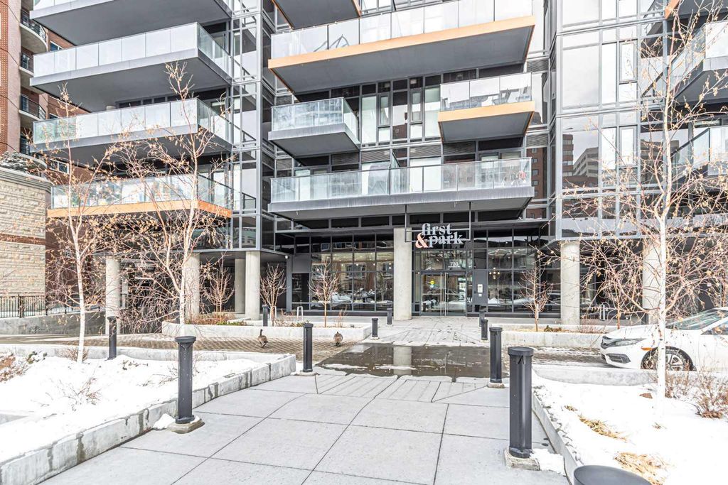Photo of 730 2 Avenue SW #1107, Calgary, AB T2P 1R8 (MLS # A2297233)