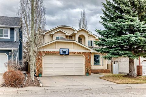 Photo of 5 Woodmark Place SW, Calgary, AB T2W 6A2 (MLS # A2304368)