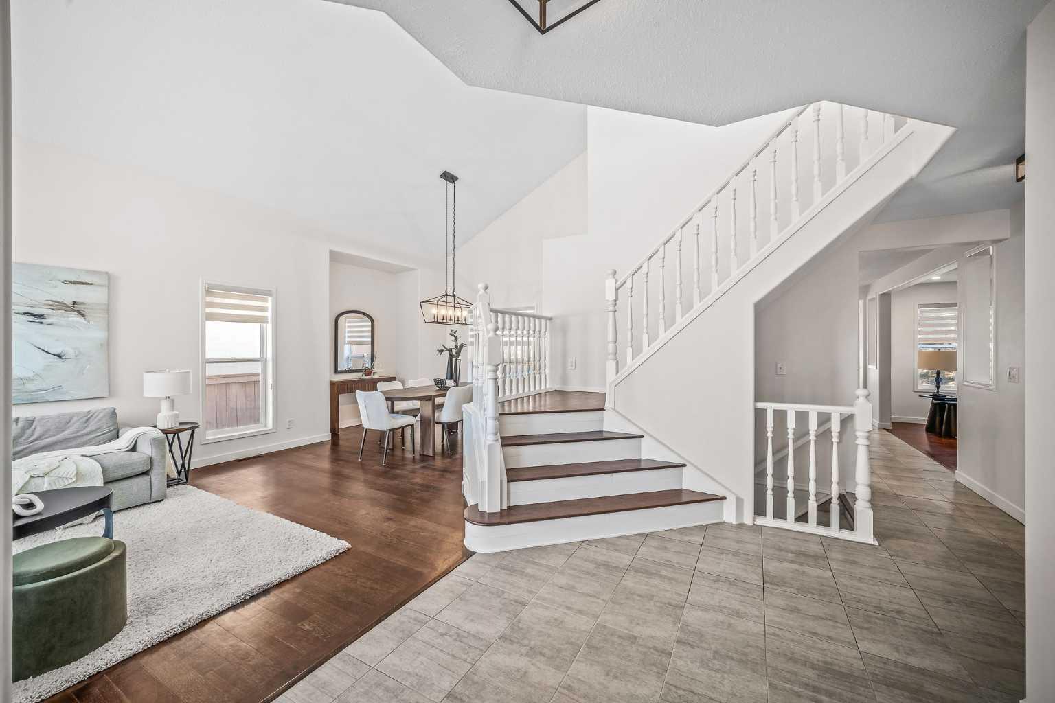 95 Sierra Madre Crescent SW