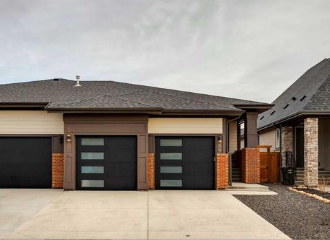 14 Cranbrook Common SE Calgary AB T3M 3C2