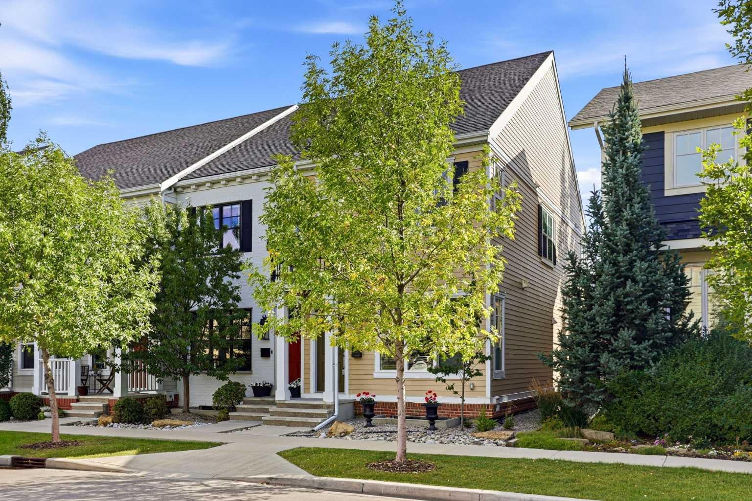 82 Dieppe Drive SW