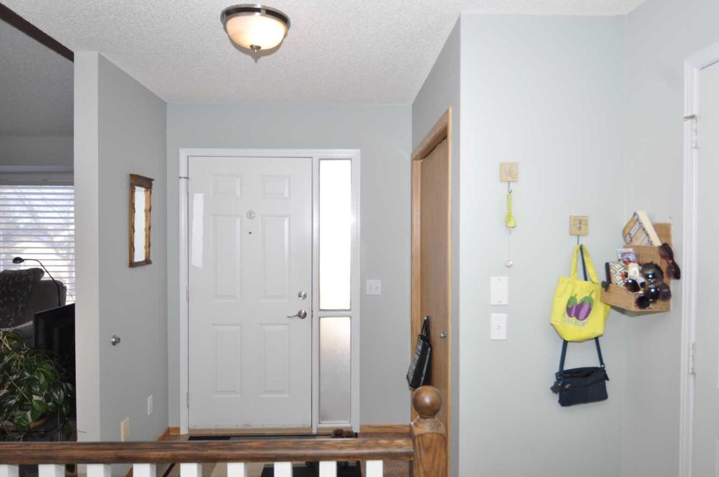 Photo of 16 Edenwold Green NW, Calgary, AB T3A 5B8 (MLS # A2273205)