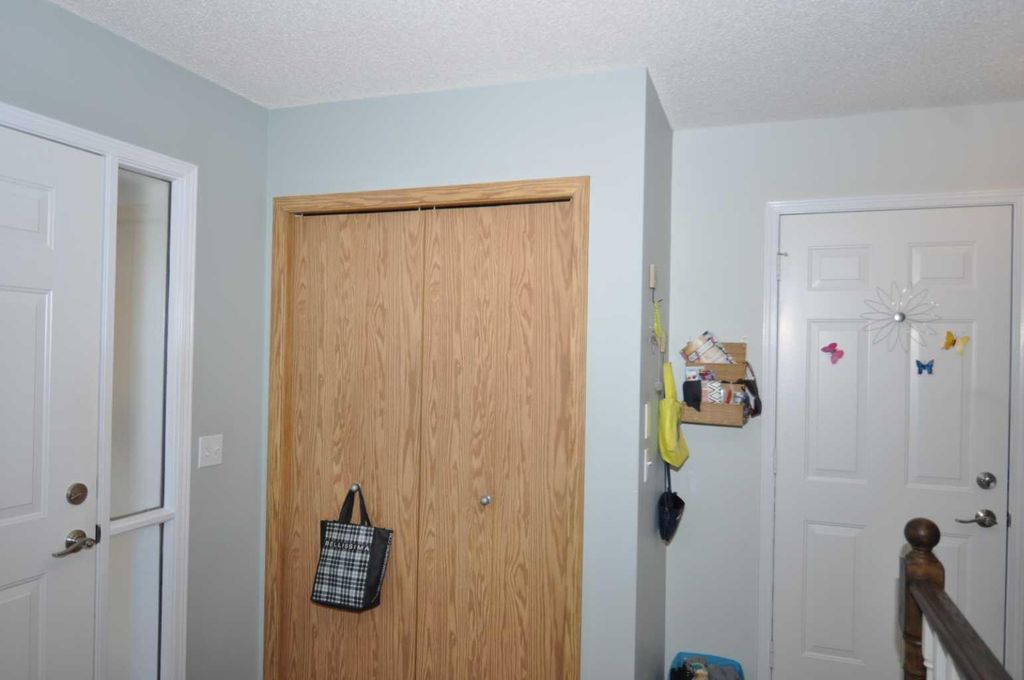 Photo of 16 Edenwold Green NW, Calgary, AB T3A 5B8 (MLS # A2273205)