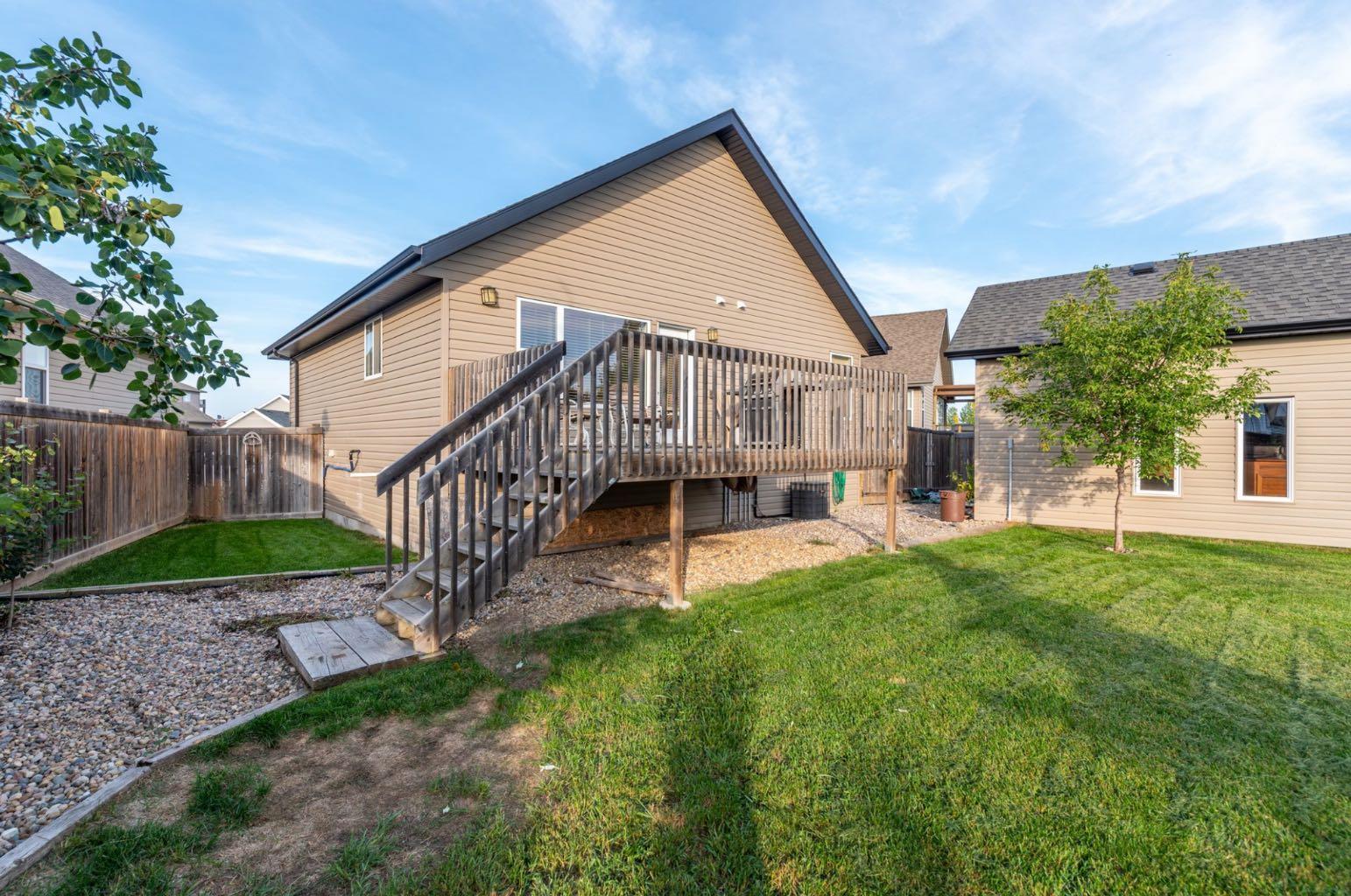 1304 54 Avenue Close