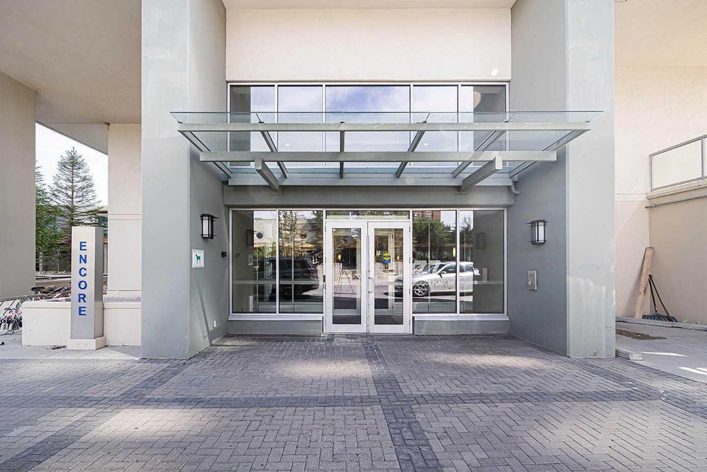 Photo of 77 Spruce Place SW #707, Calgary, AB T3C 3X6 (MLS # A2305417)