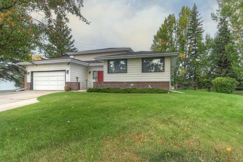 Photo of 14 Varview Place NW, Calgary, AB T3A 0G5 (MLS # A2347906)