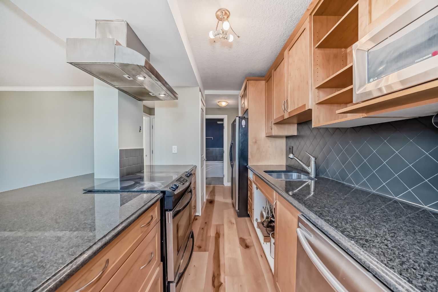 1225 15 Avenue SW 205