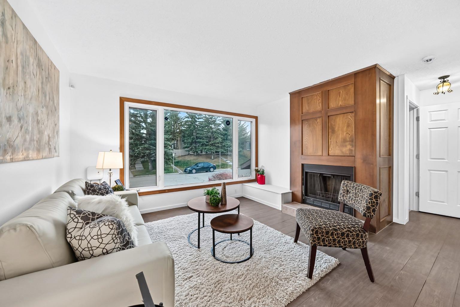 260 Berwick Drive NW