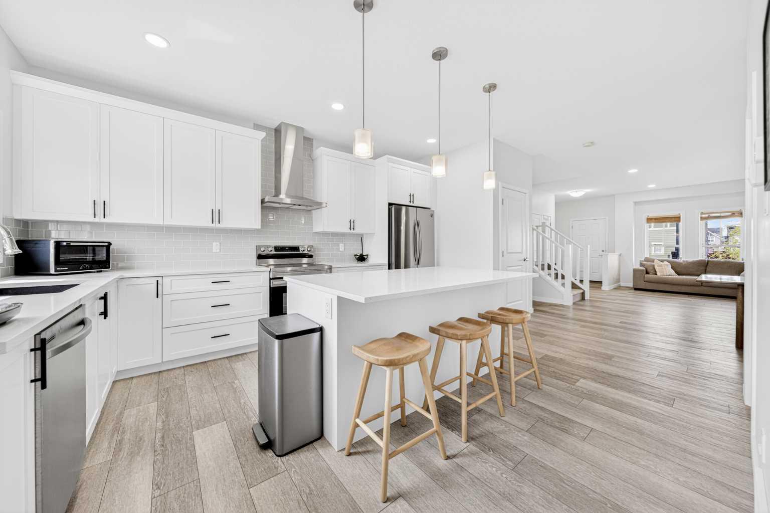 170 Magnolia Square SE
