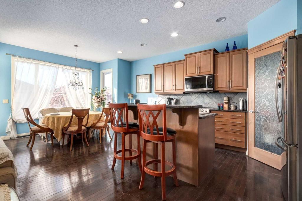 Photo of 259 Royal Oak Circle NW, Calgary, AB T3G 6A4 (MLS # A2289479)