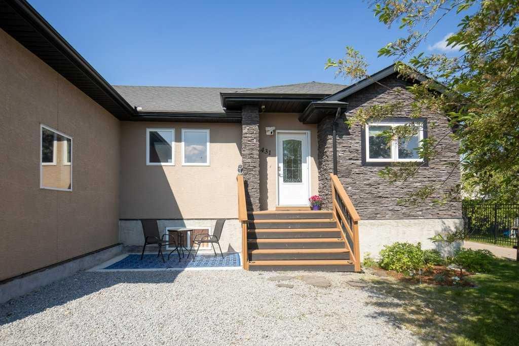 Photo of 431 Carriage Lane Crossing, Carstairs, AB T0M 0N0 (MLS # A2265667)