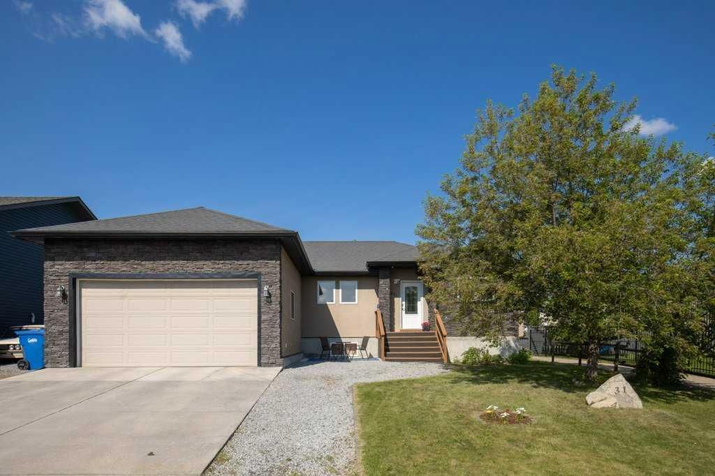 Photo of 431 Carriage Lane Crossing, Carstairs, AB T0M 0N0 (MLS # A2265667)