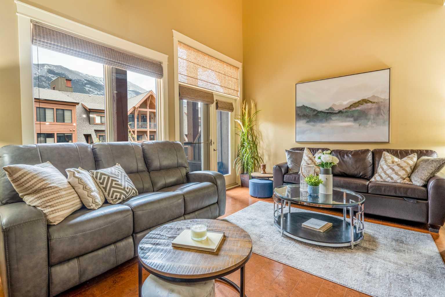 187 Kananaskis Way 406