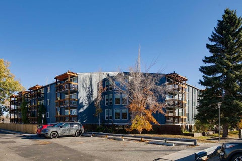 Photo of 820 89 Avenue SW #131, Calgary, AB T2V 4N9 (MLS # A2341656)