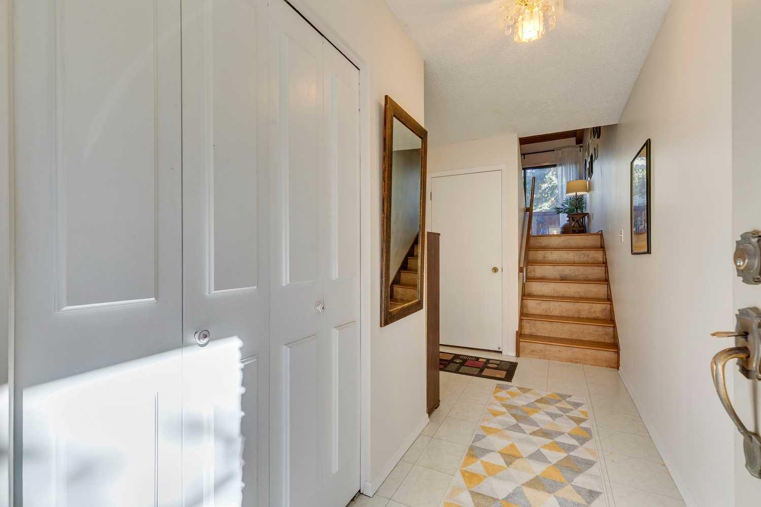 10030 Oakmoor Way SW 11