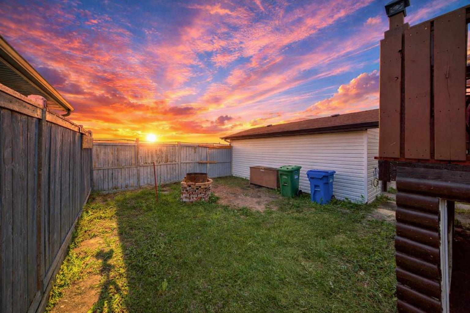 128 ERIN MEADOW Way SE