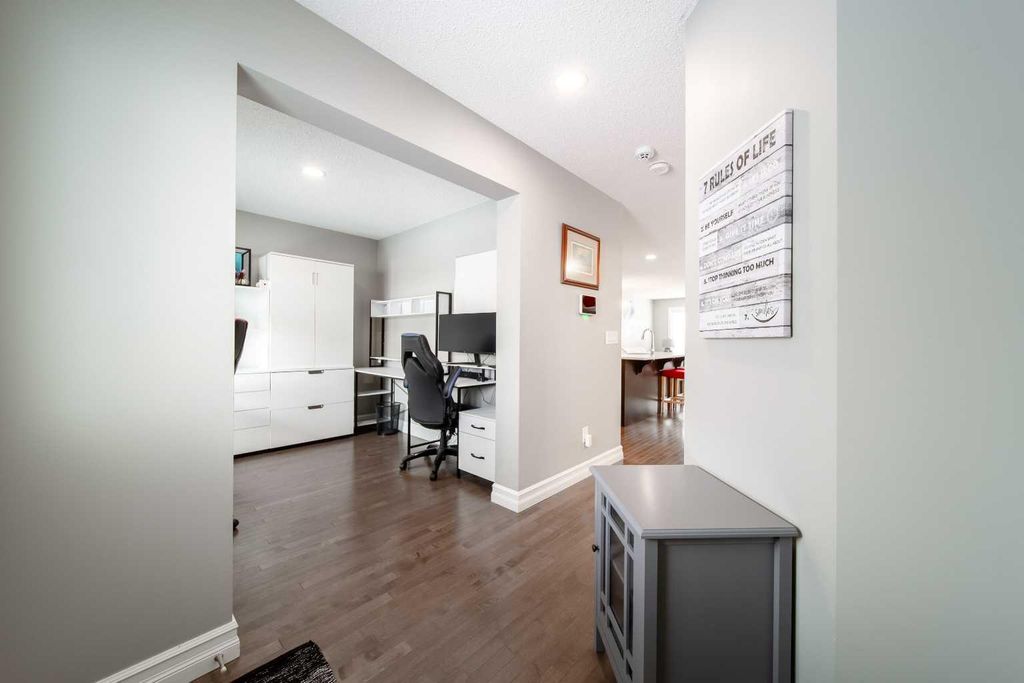 Photo of 839 37 Avenue, Edmonton, AB T6T 1A1 (MLS # A2296561)