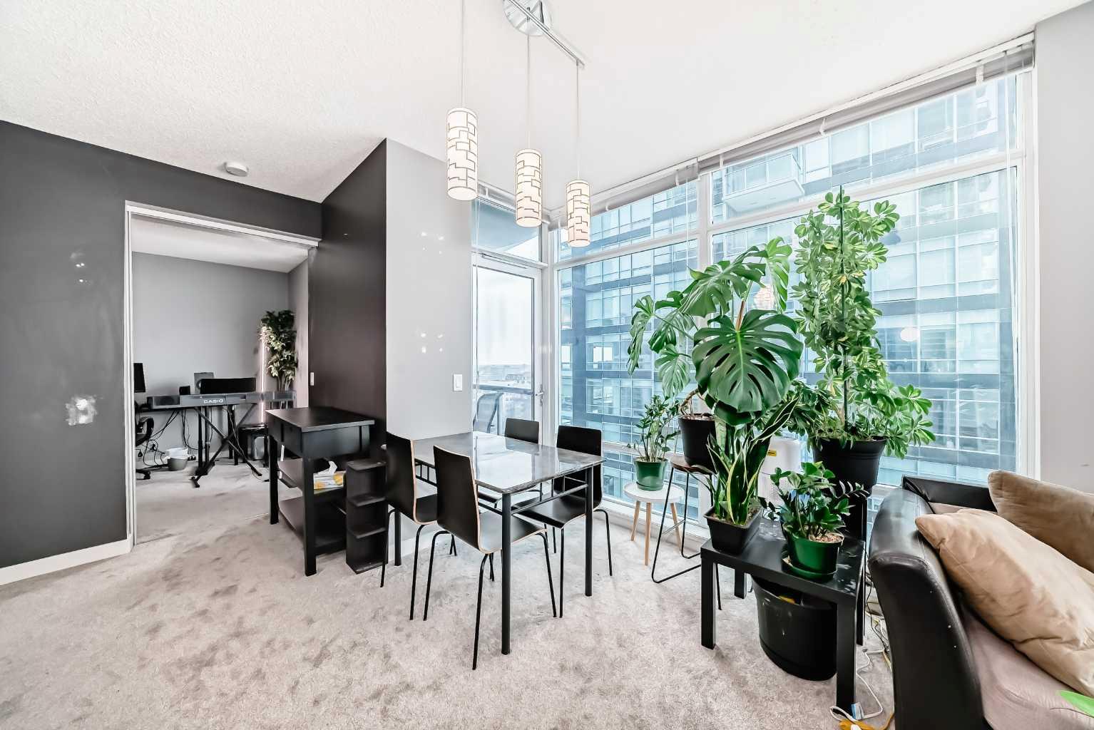 215 13 Avenue SW 1005