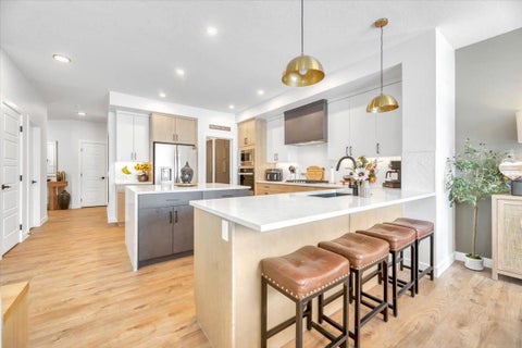 Photo of 77 Versant Point SW, Calgary, AB T2Z 0Z5 (MLS # A2313278)