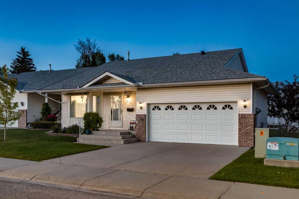 Photo of 60 RIVERVIEW Drive SE, Calgary, AB T2C 4H8 (MLS # A2313803)