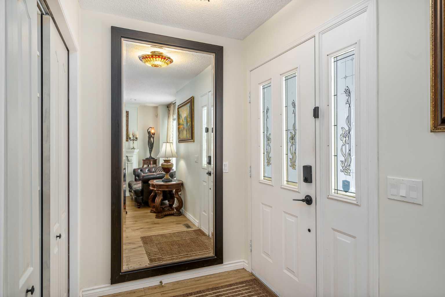 76 Sunlake Gardens SE