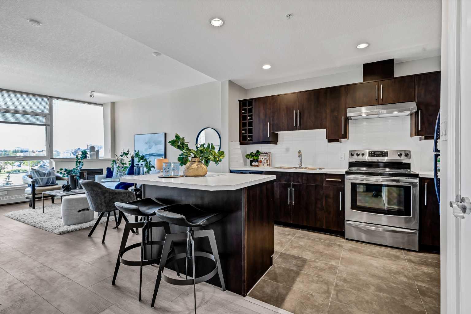 55 Spruce Place SW 304