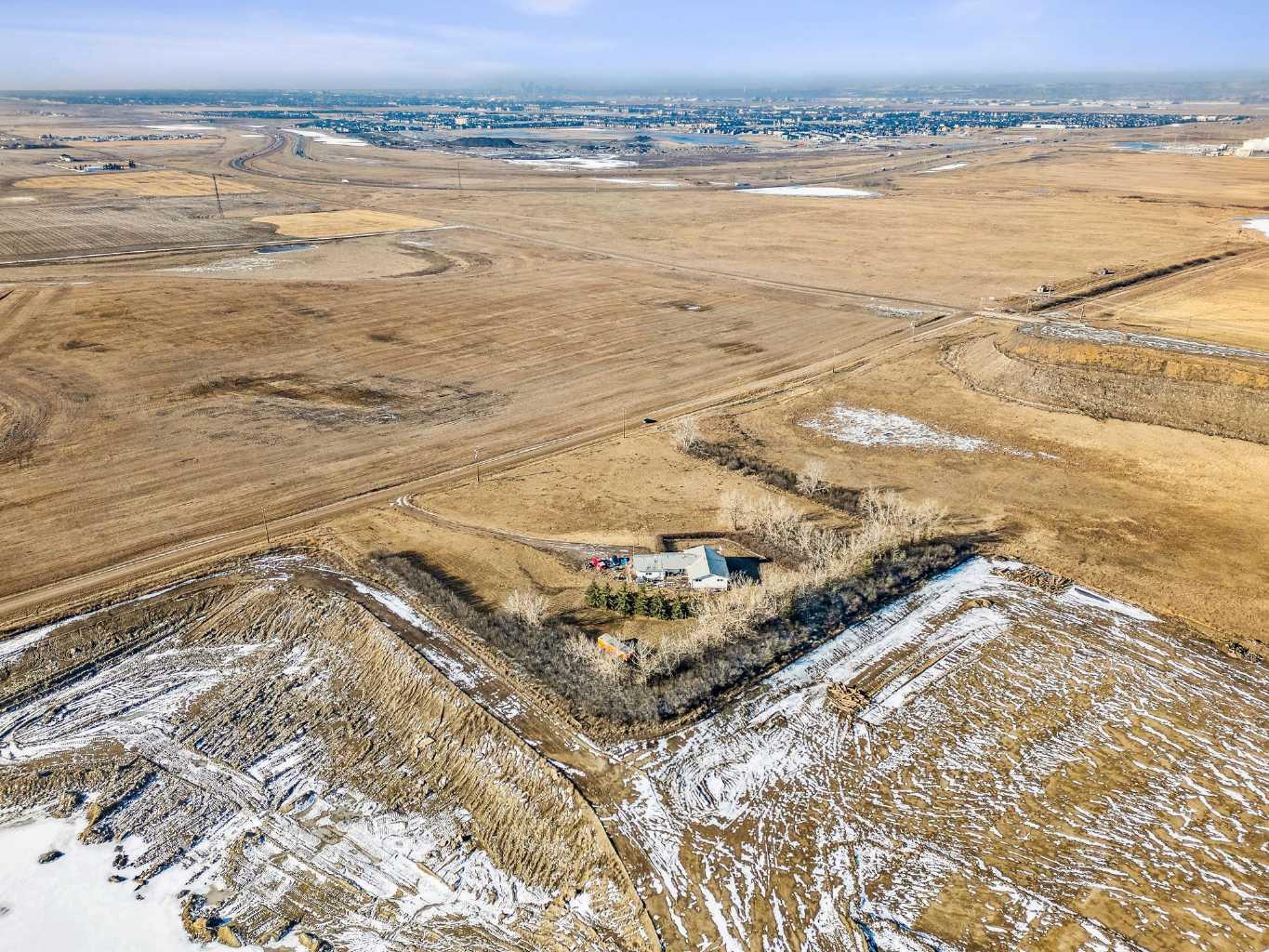 285202 Township Road 260