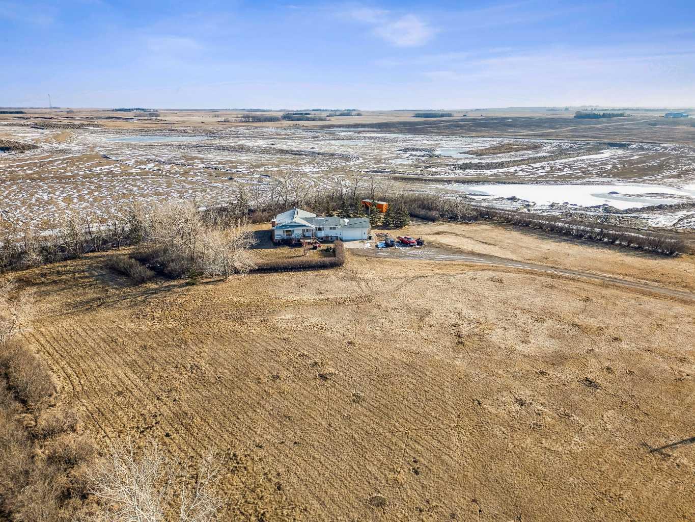 285202 Township Road 260