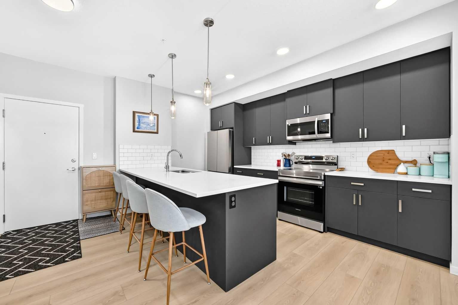 550 Belmont Street SW 4403