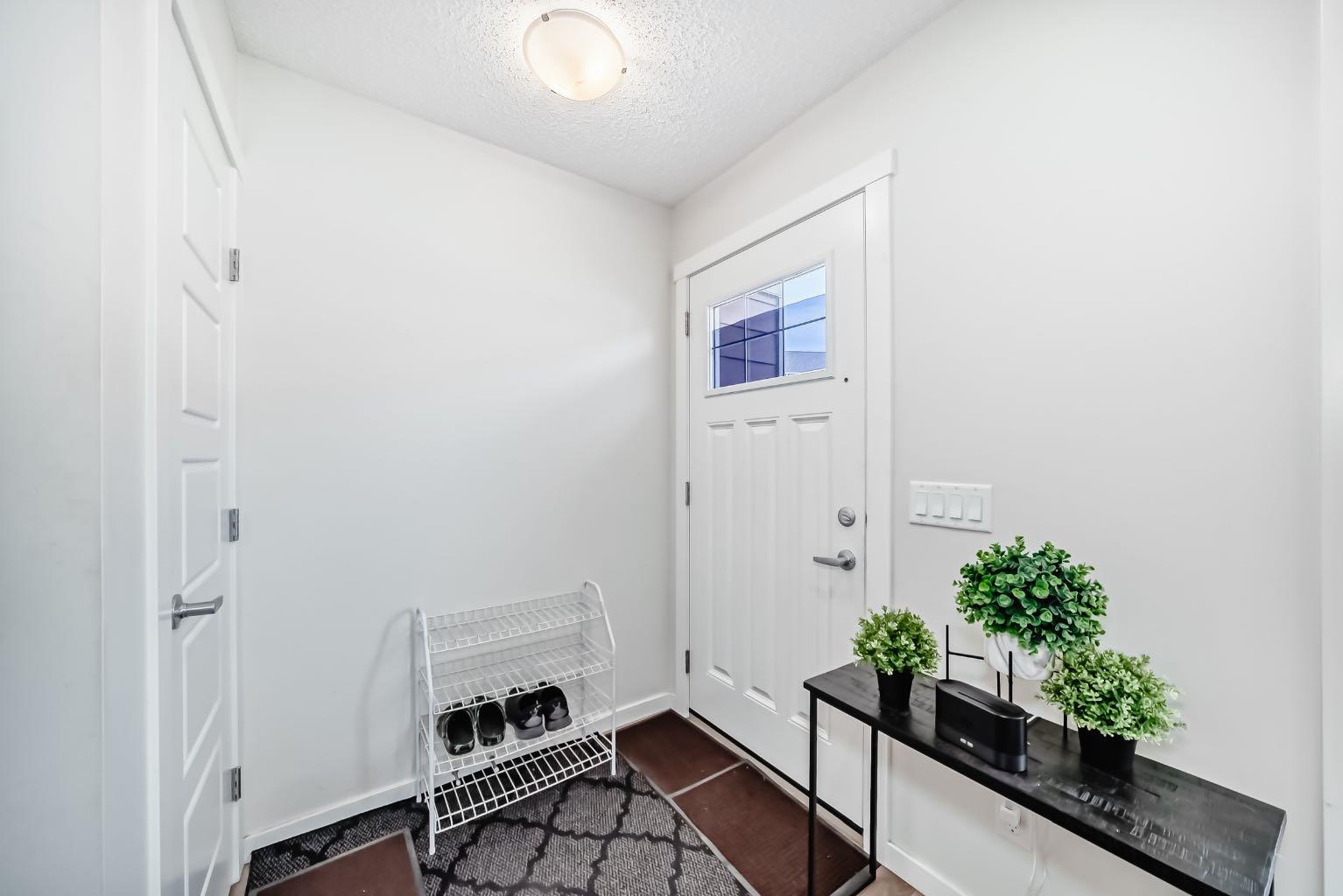 259 cranbrook Square SE