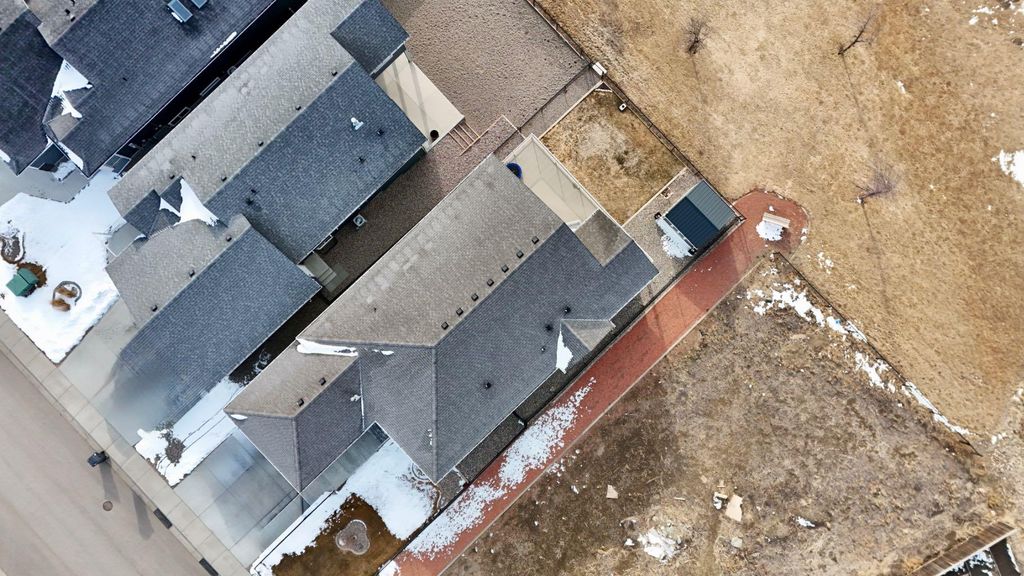 Photo of 202 Lake Drive, Coalhurst, AB T0L 0V0 (MLS # A2293296)